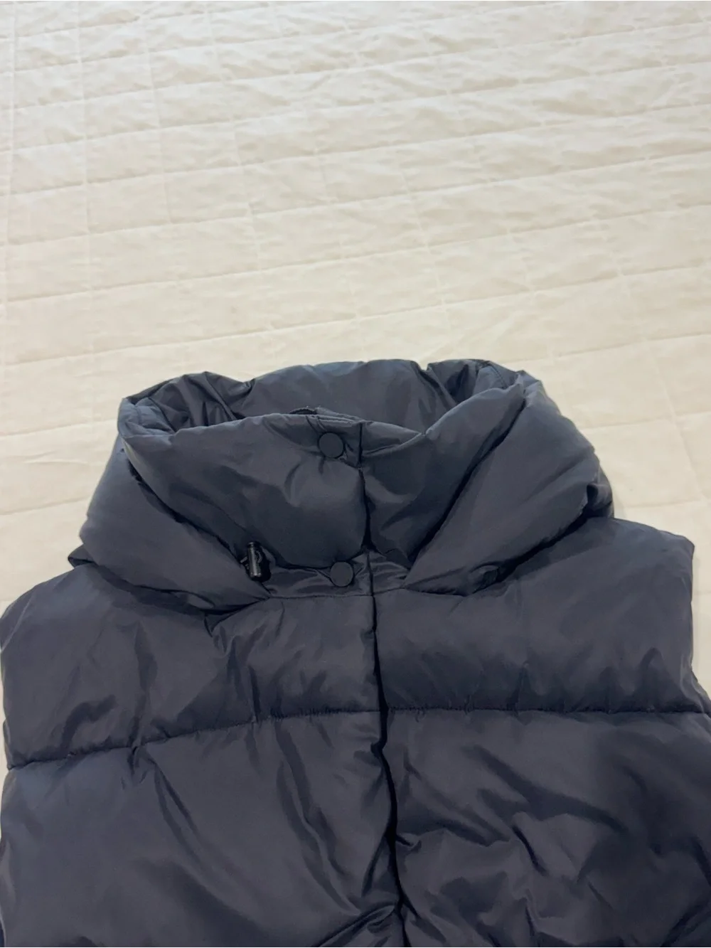 ALO Yoga Gold Rush Puffer Vest